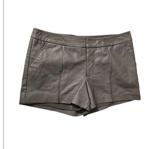 Bebe Genuine Leather Hot Pants Gray Taupe Mini Shorts Women's Size 6 Sexy